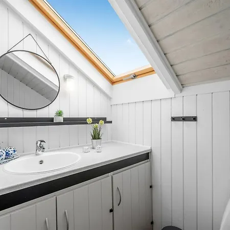 Feriehus Olesia - 250m From The Sea By Interhome Harboør